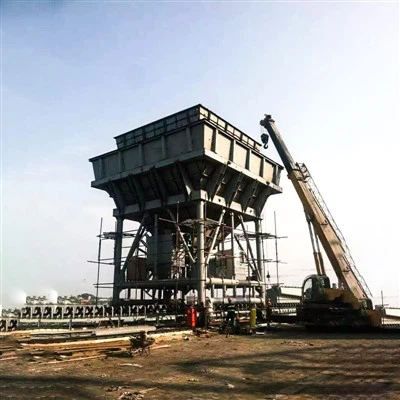 Tremonha moída por via moverável